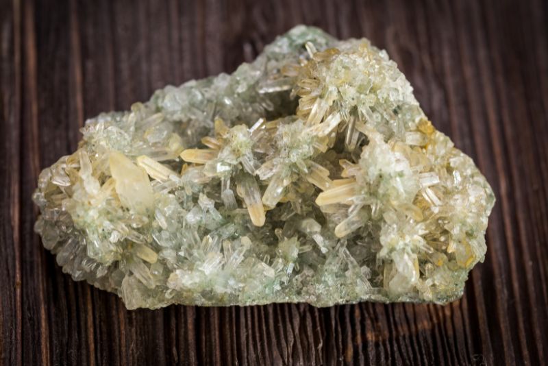 quartz in marble